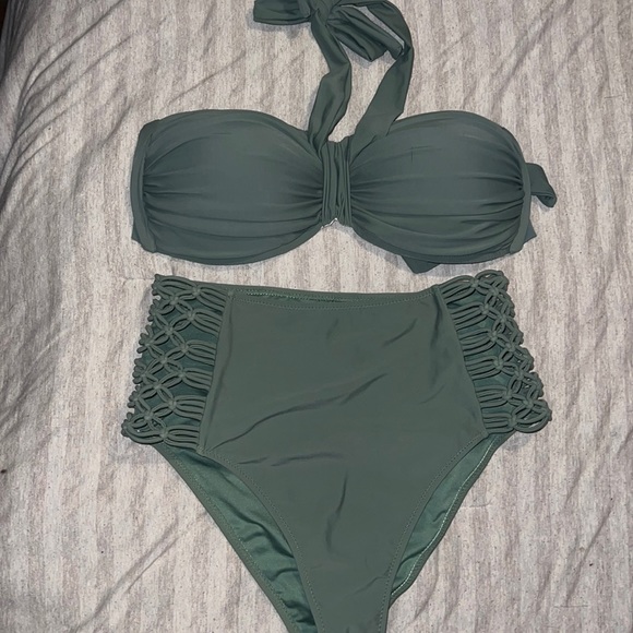Other - Green bikini 👙